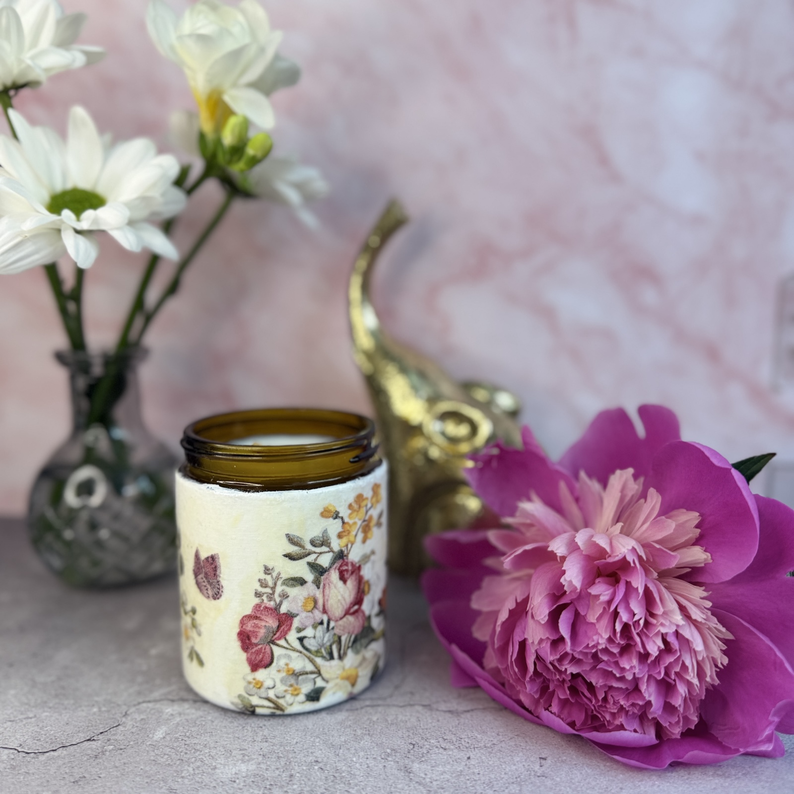 Świeca w słoiczku "Słodka Piwonia" - Piwonia | 180 ml (decoupage) - obrazek 5
