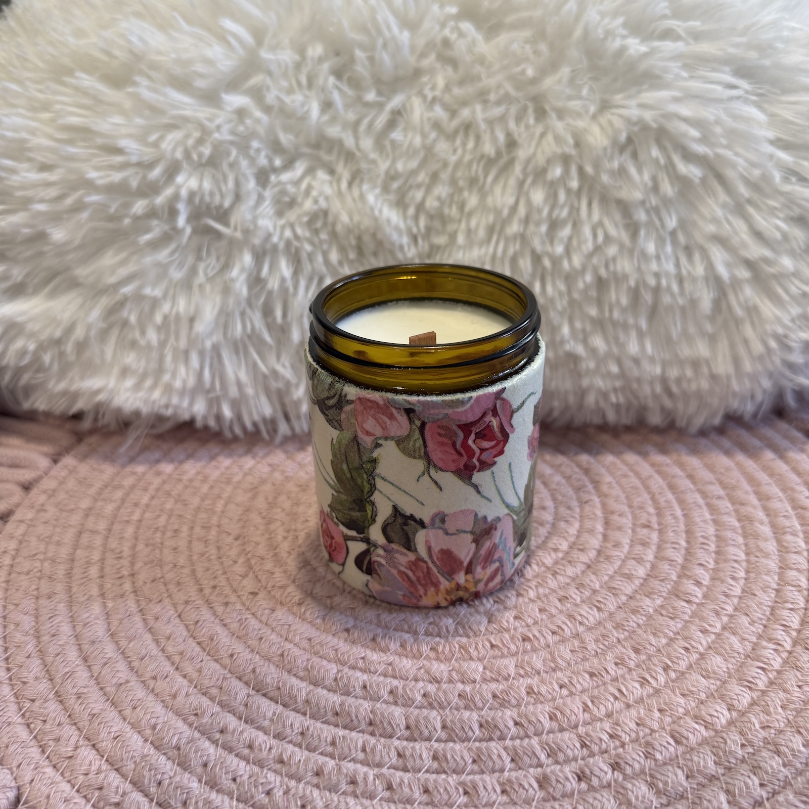 Świeca w słoiczku "Słodka Piwonia" - Piwonia | 180 ml (decoupage) - obrazek 4